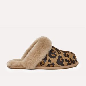 UGG Scuffette II Leopard Size 10 Item 1108147